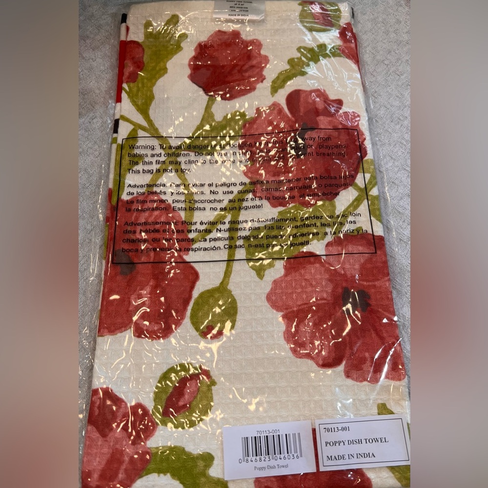 NWT, MacKenzie-Childs adorable 100% cotton waffle weave Poppy Dish Towel - Picture 2 of 7